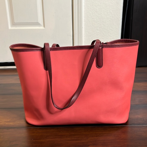 Marc by Jacobs Metropolitote 48 Leather Tote Pink Rose Bush Saffiano - Picture 3 of 16